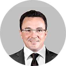 Dr. Carlos Andreu