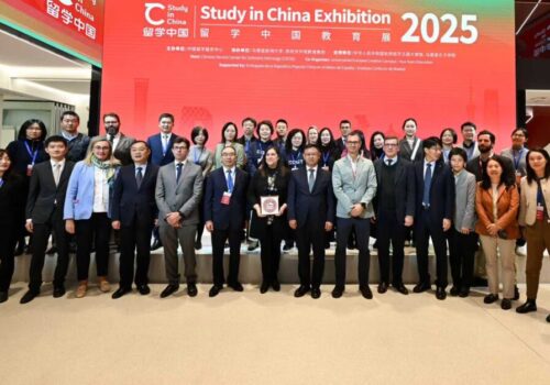 “2025留学中国”博览会在马德里欧洲大学成功举办